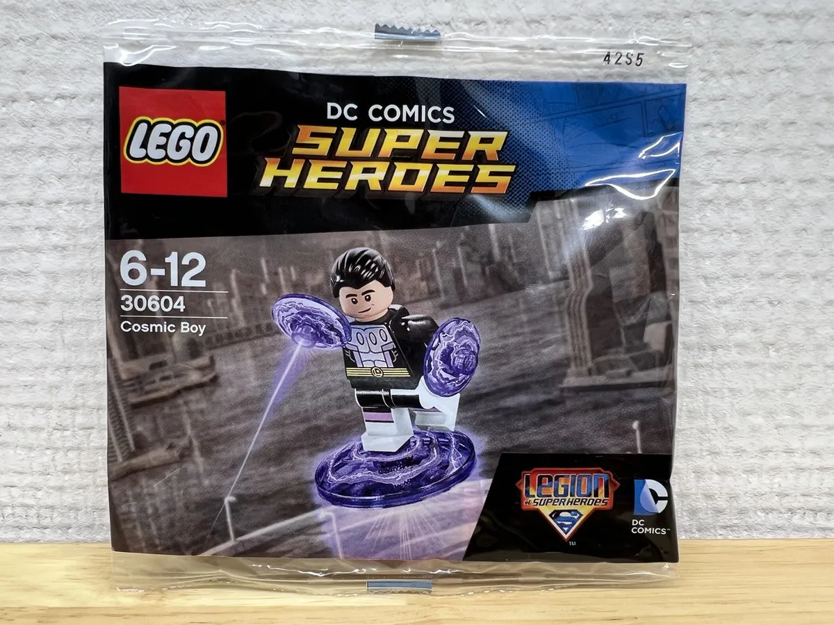 LEGO DC Comics Cosmic Boy 30604