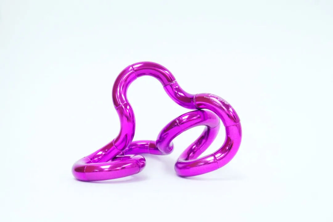 Tangle Metallic Junior Roze Fidget Toy