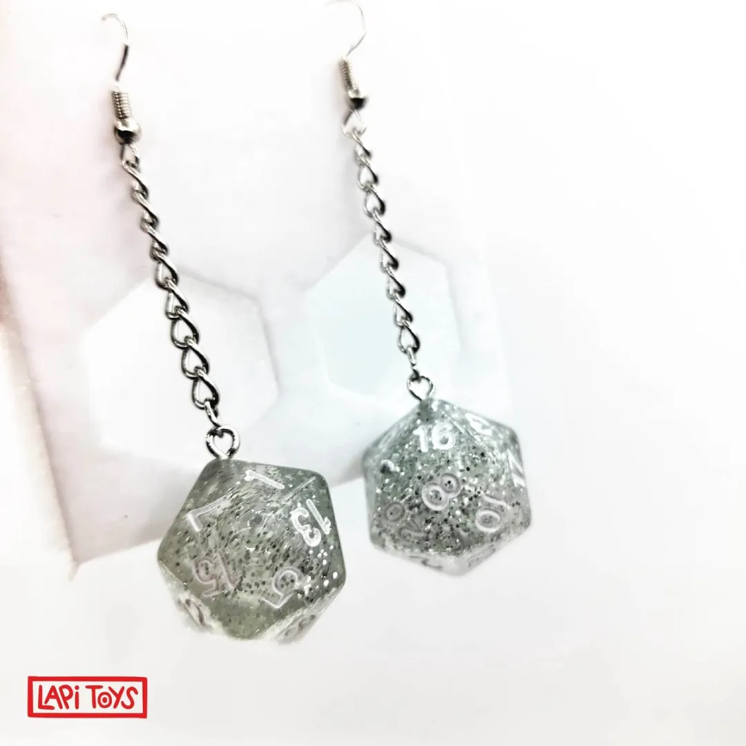 Lapi Toys D20 Oorbellen - RVS/Resin - Wit
