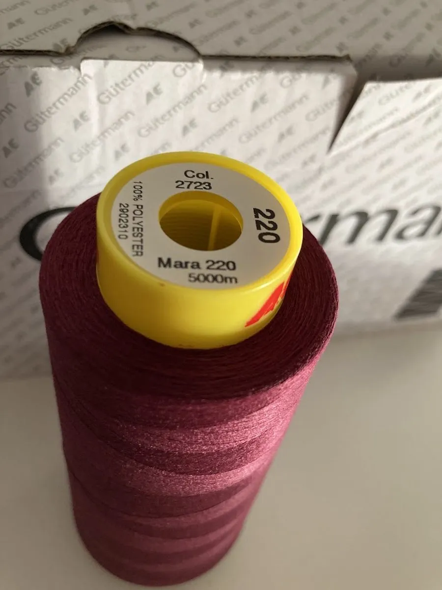 Gutermann Lockgaren 2723 Bordeaux Rood 5000m