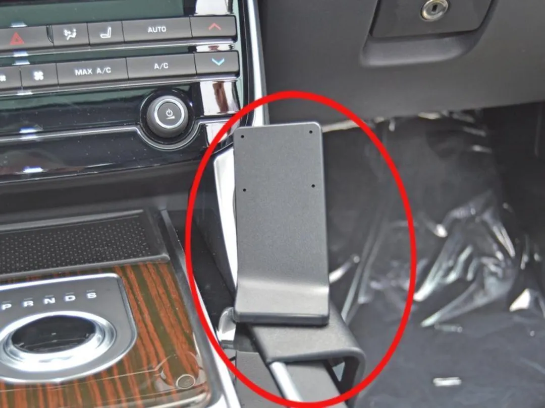 Brodit ProClip Jaguar XE/XF 2016-2018 Consolehouder