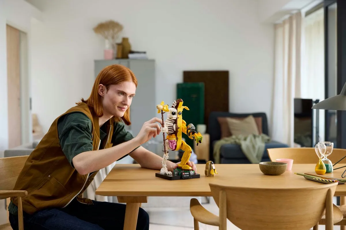 LEGO Fortnite Peely Bone Figuur 77072 - 1414 Stukken
