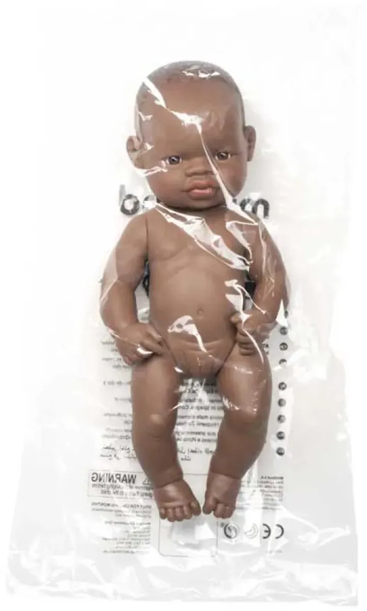 Miniland Babypop Afrikaans Meisje 32cm - MPN 8231034 - afbeelding 2 van 6