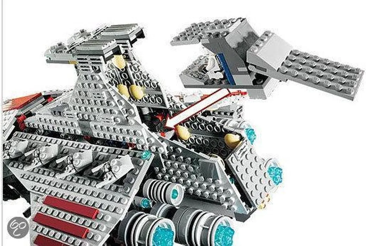 LEGO Star Wars Venator-class Republic Attack Cruiser 8039 - 1170 Stukken - afbeelding 6 van 6