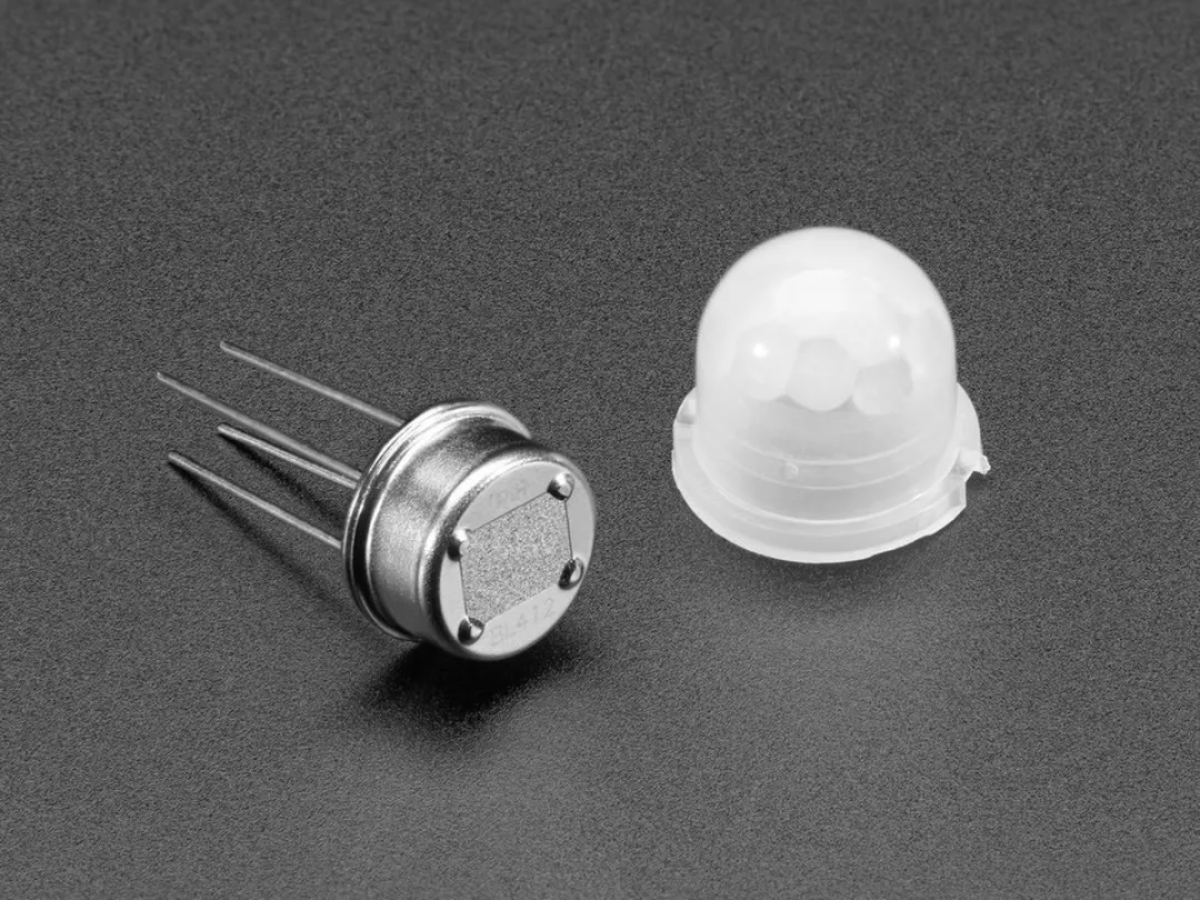Adafruit Mini Basic PIR Sensor BL412 4667 - Meerkleurig