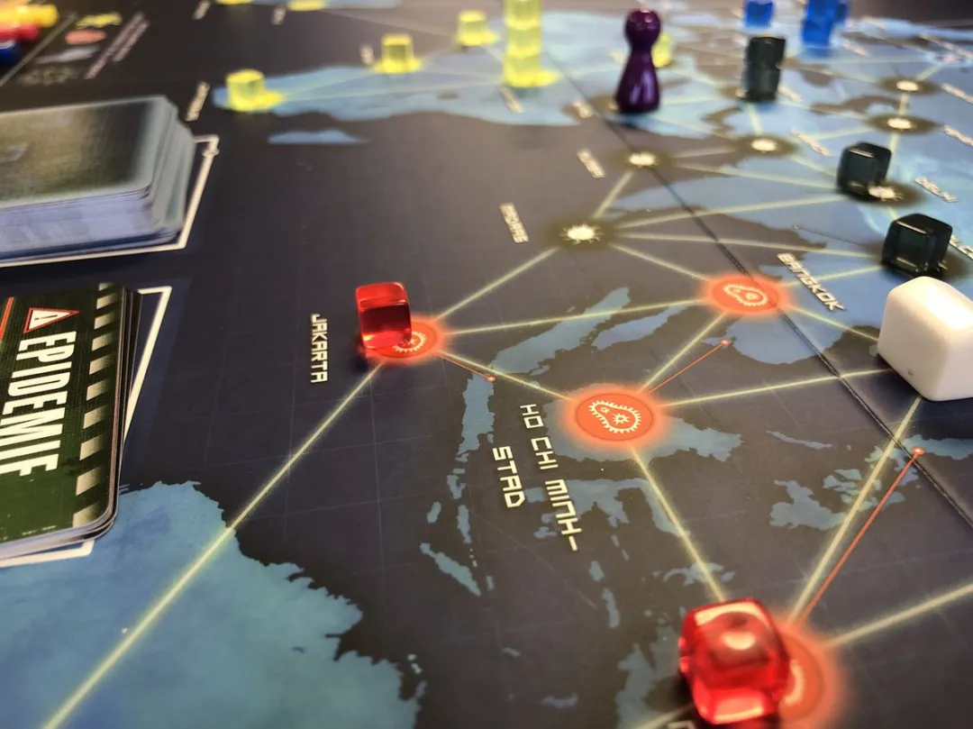 Z-Man Games Pandemic - Strategisch bordspel voor 2-4 spelers - Vanaf 8 jaar
