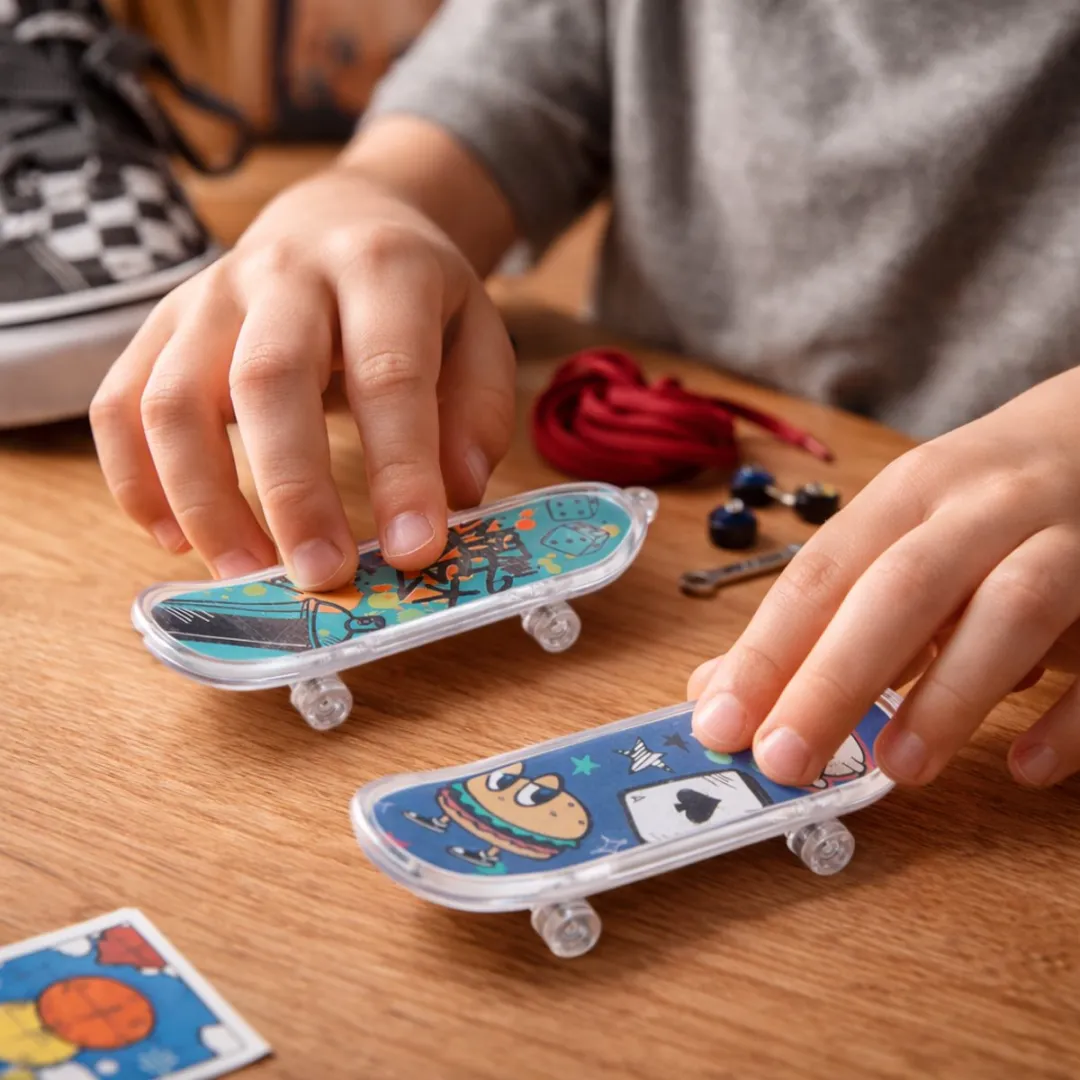 Eddy Toys Vingerskateboard Set 2 Stuks - Zwart