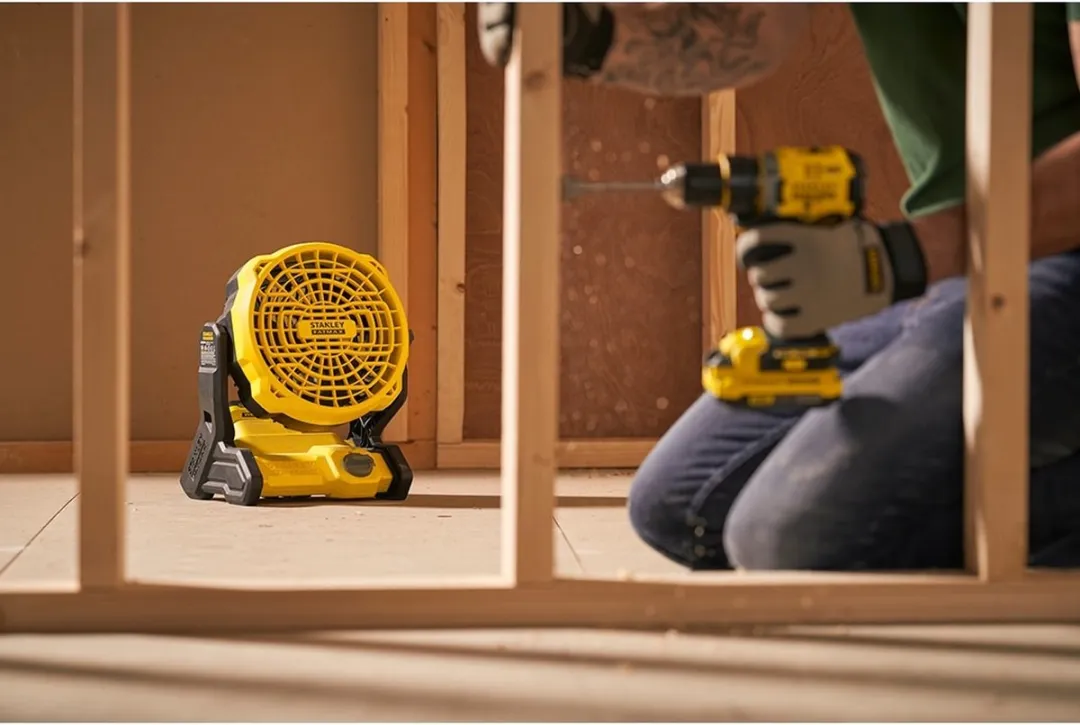 Stanley FatMax SFMCE001B-XJ Ventilator - 1100 m³/u - 8u Autonomie - Geel/Zwart - afbeelding 6 van 6