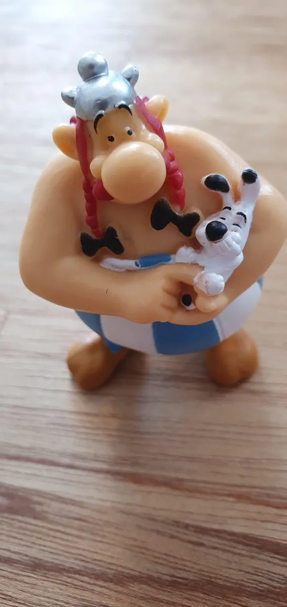 Plastoy Asterix Obelix met Dogmatix Figuur - 8cm - Multicolor