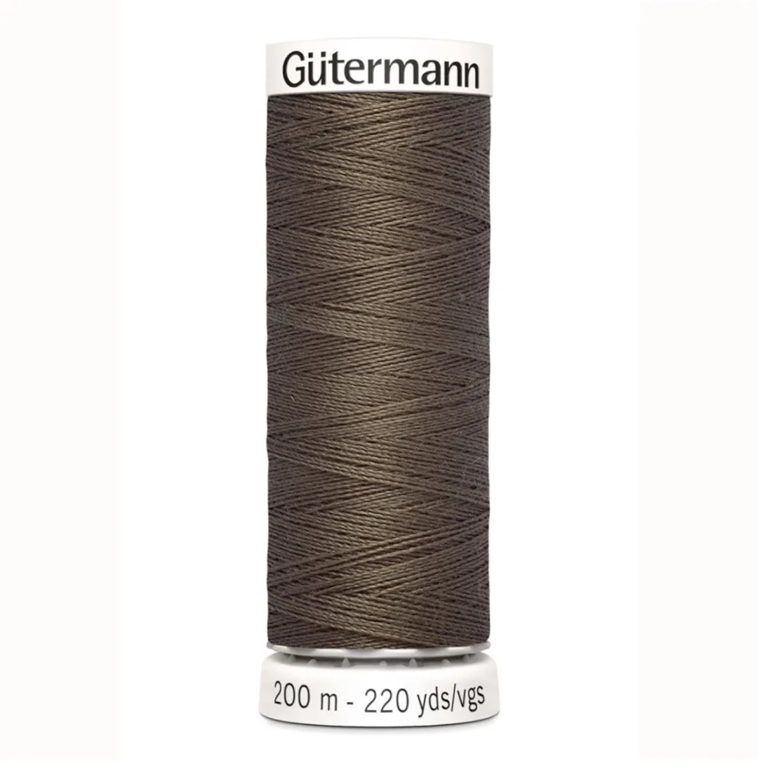 Gutermann Polyester Naaigaren 467 - Bruin