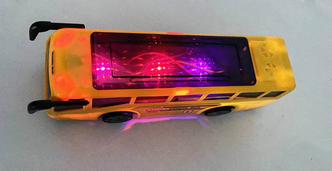YJ Toys Radiografisch Bestuurbare Tourbus XJD575-36 - Geel