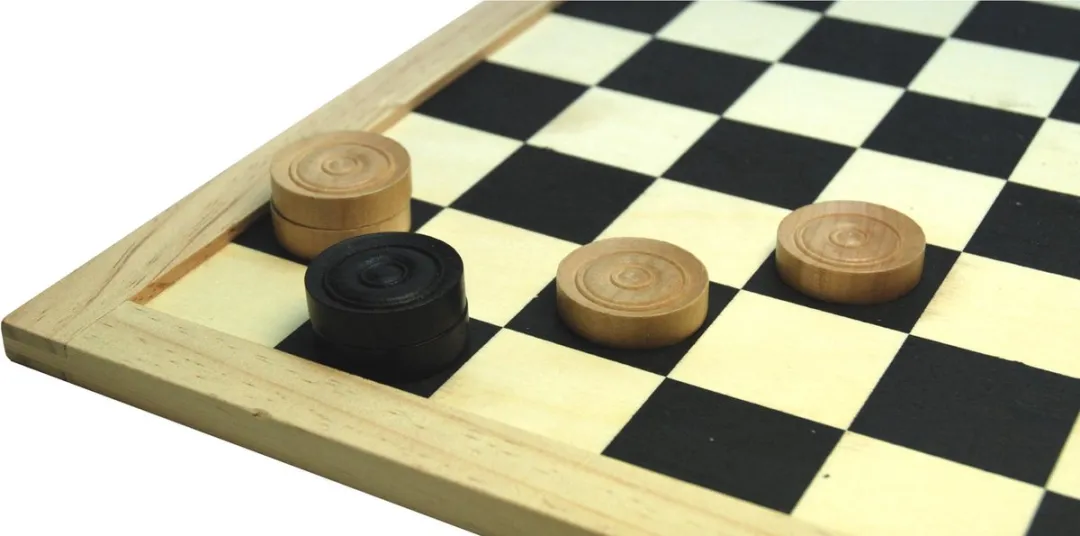 HOT Games Damschijven 32mm Houten Kist - 6 Stuks