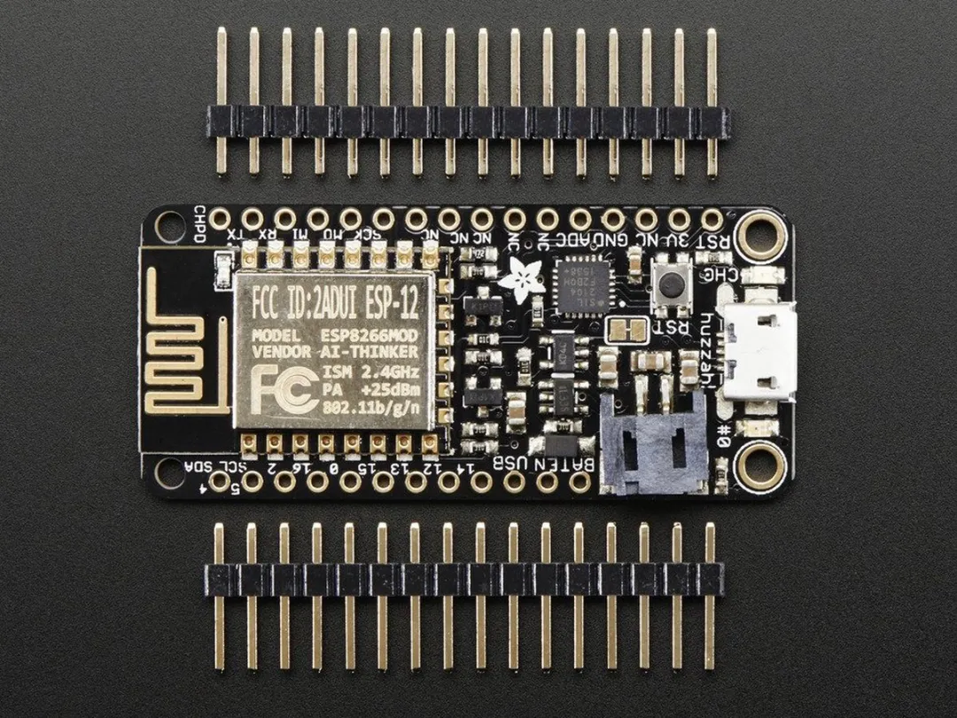 Adafruit Feather HUZZAH ESP8266 WiFi - Zwart