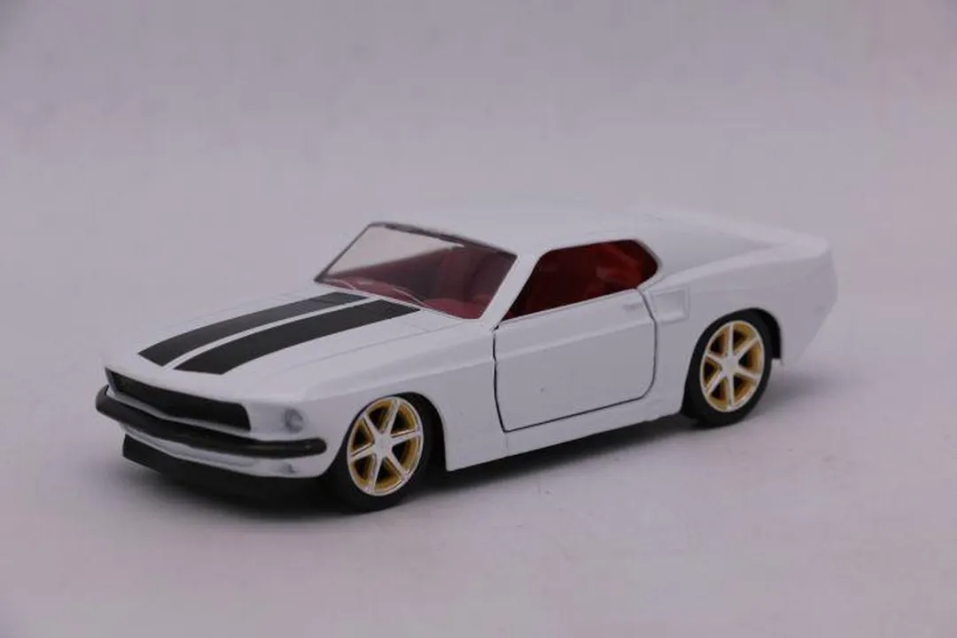 Jada Toys Roman's Ford Mustang Custom 1:32