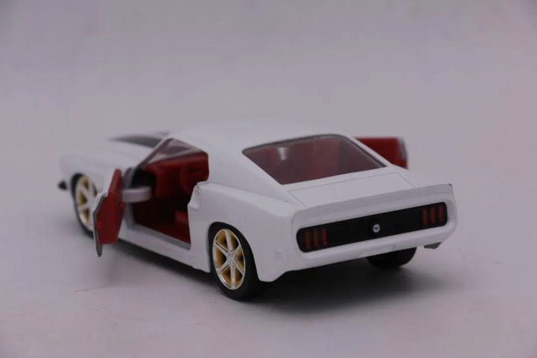 Jada Toys Roman's Ford Mustang Custom 1:32 - Wit