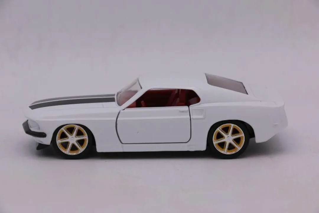 Jada Toys Roman's Ford Mustang Custom 1:32 - Wit