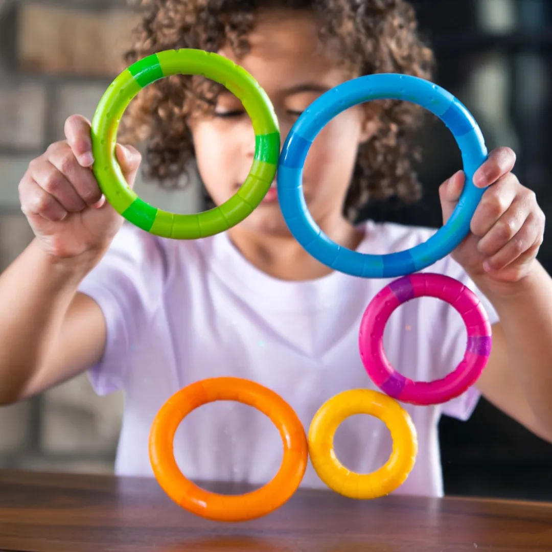 Fat Brain Toys Tinkerringen Stapelspeelgoed - Multicolor - afbeelding 6 van 6