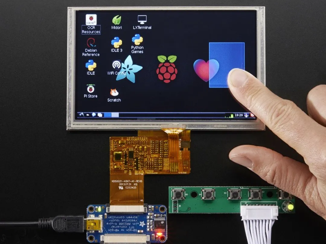 Adafruit HDMI 4 Pi 5 inch Touchscreen Display 800x480