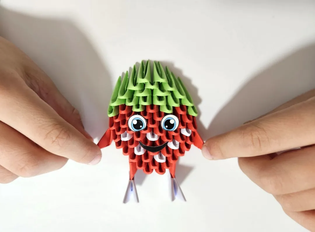 Alexander Toys 3D Origami Aardbei - Kant-en-klaar model