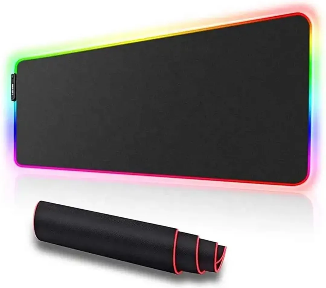 NÖRDIC Gaming muismat RGB kleuren - 90x40cm (L) - Verlichting verstelbaar - 4cm dik - Antislip-basis van natuurlijk rubber - Zwart