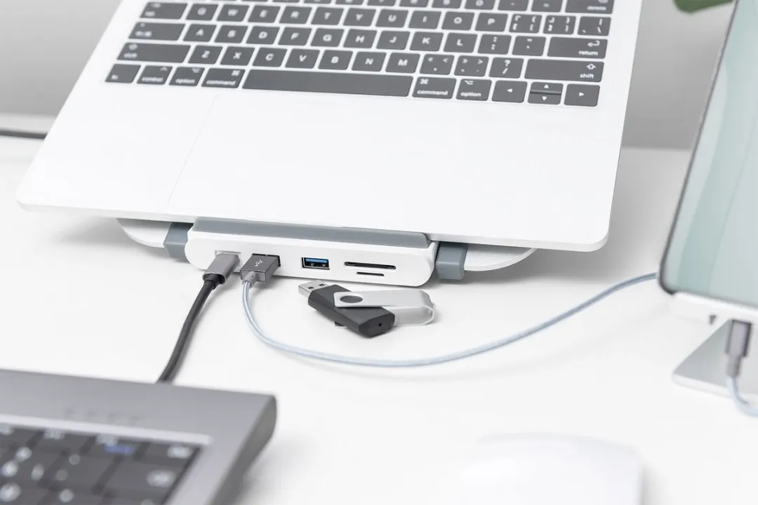 Digitus DA-90408 Laptopdock - USB 3.2 Type-C
