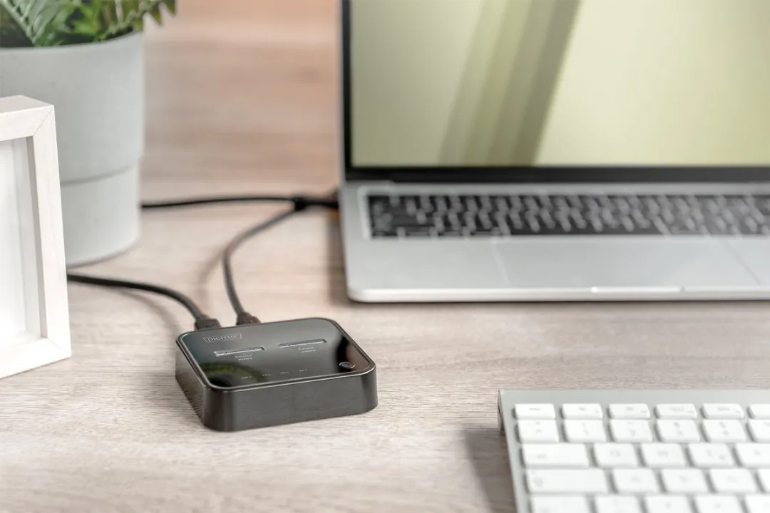 Digitus DA-71545 USB-C 3.2 Gen 2 M.2 NVMe Dockingstation - afbeelding 6 van 6