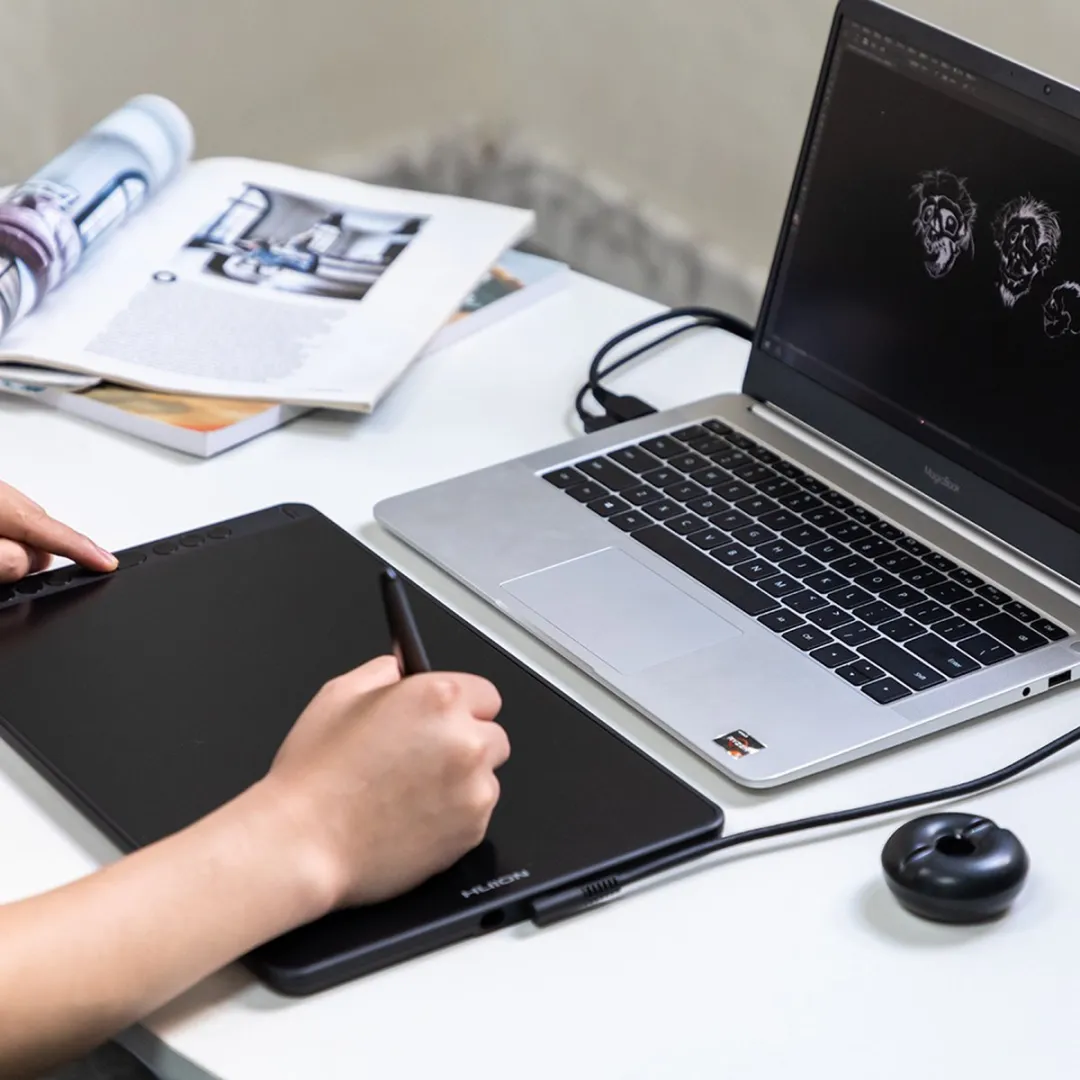 Huion Kamvas 13 GS1331-K Tekentablet - Zwart