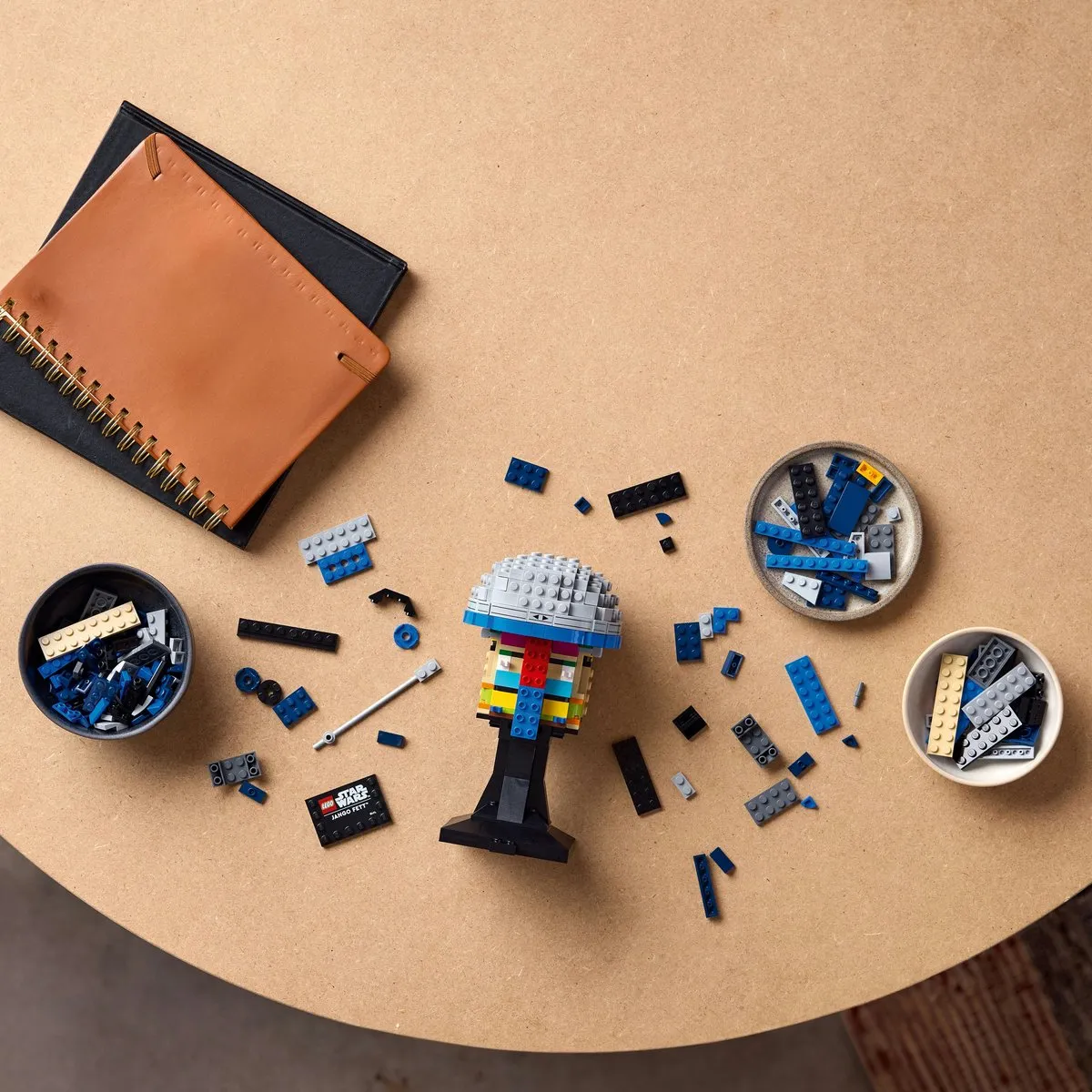 LEGO Star Wars Jango Fett Helm 75408 - 616 Stukken - Multicolor