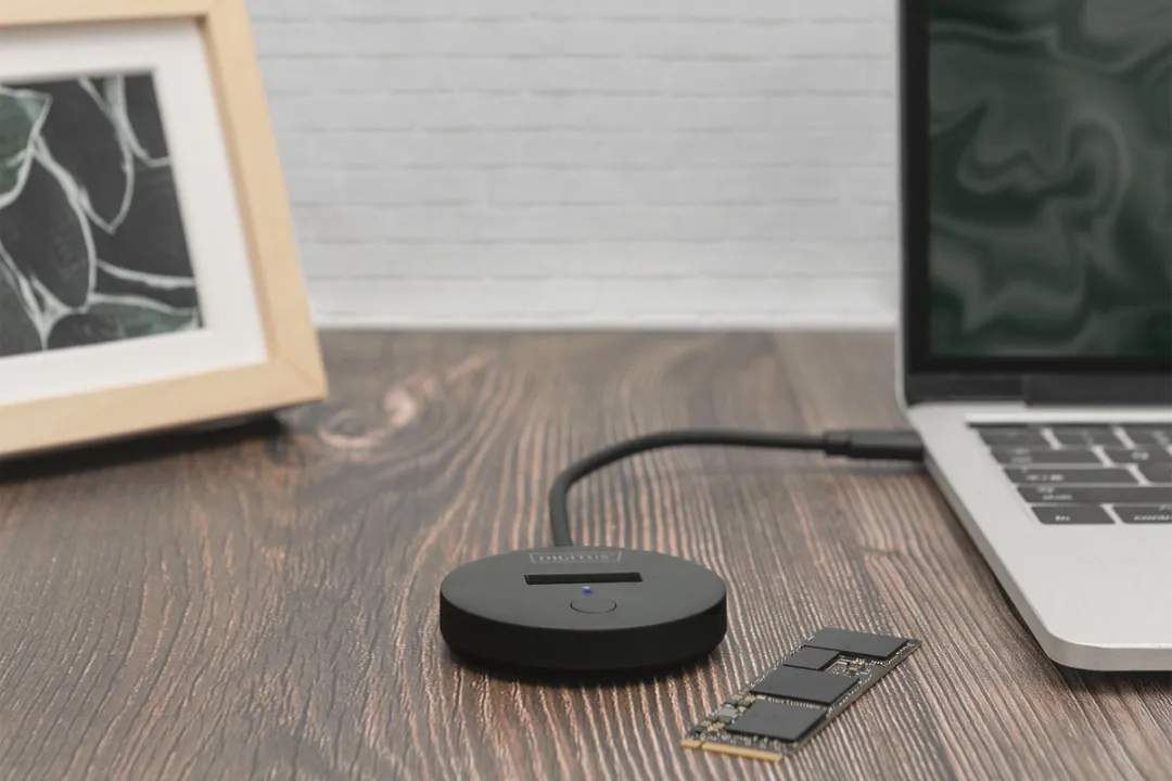 Digitus DA-71547 USB-C 3.2 Gen 2 M.2 SSD Dockingstation - Kleurloos