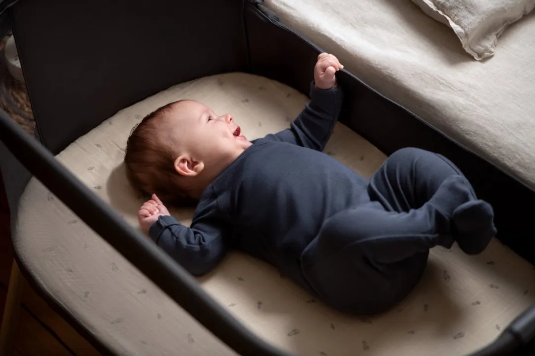Maxi-Cosi Tori Co-sleeper Beyond Grey - Grafiet