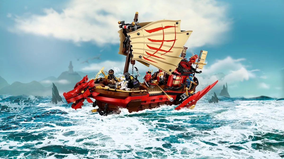 LEGO Ninjago Legacy Destiny's Bounty 71705 - 7 Minifiguren