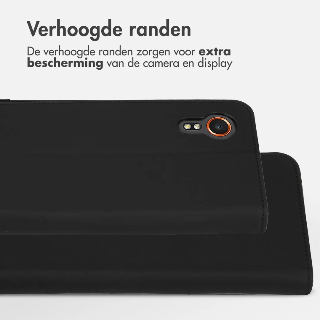 Accezz Hoesje Samsung Galaxy Xcover 7 - Wallet Softcase - 3 Pasjes - Zwart