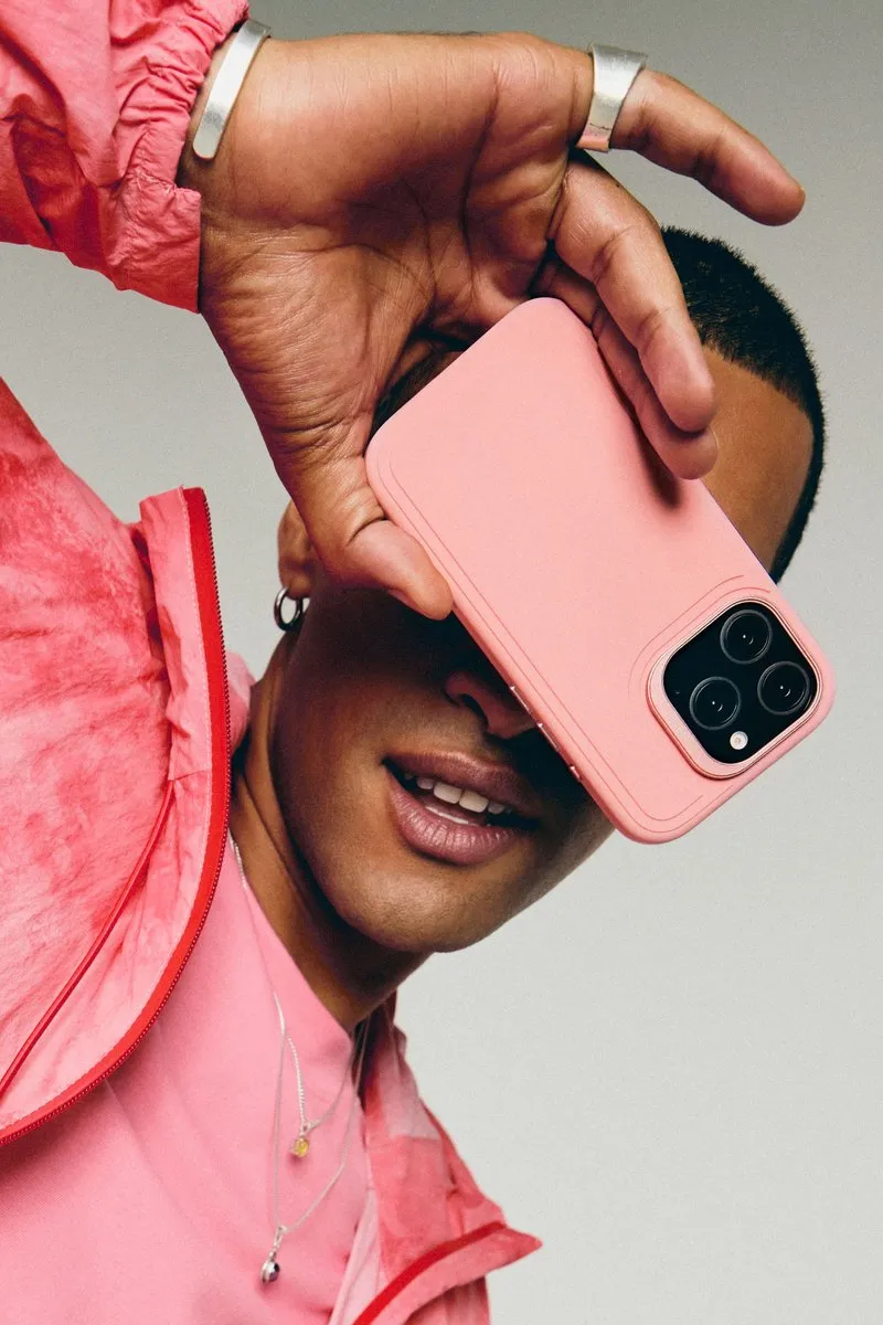 Decoded Siliconen Hoesje iPhone 16 - Bubble Gum Roze - MagSafe