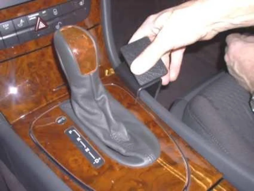 Brodit ProClip 833042 Mercedes E-Klasse 2002-2011 Consolehouder - Zwart
