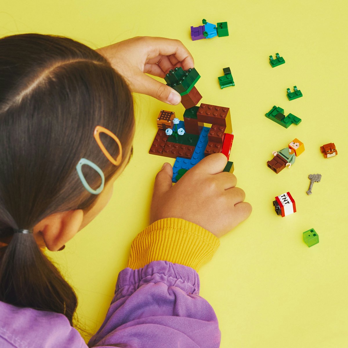 LEGO Minecraft Het Moerasavontuur Bouwset - 21240