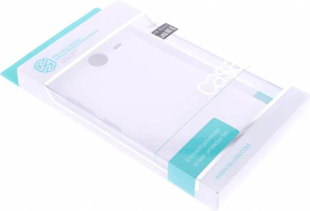 Nillkin Frosted Shield Hoes Microsoft Lumia 640 XL - Wit