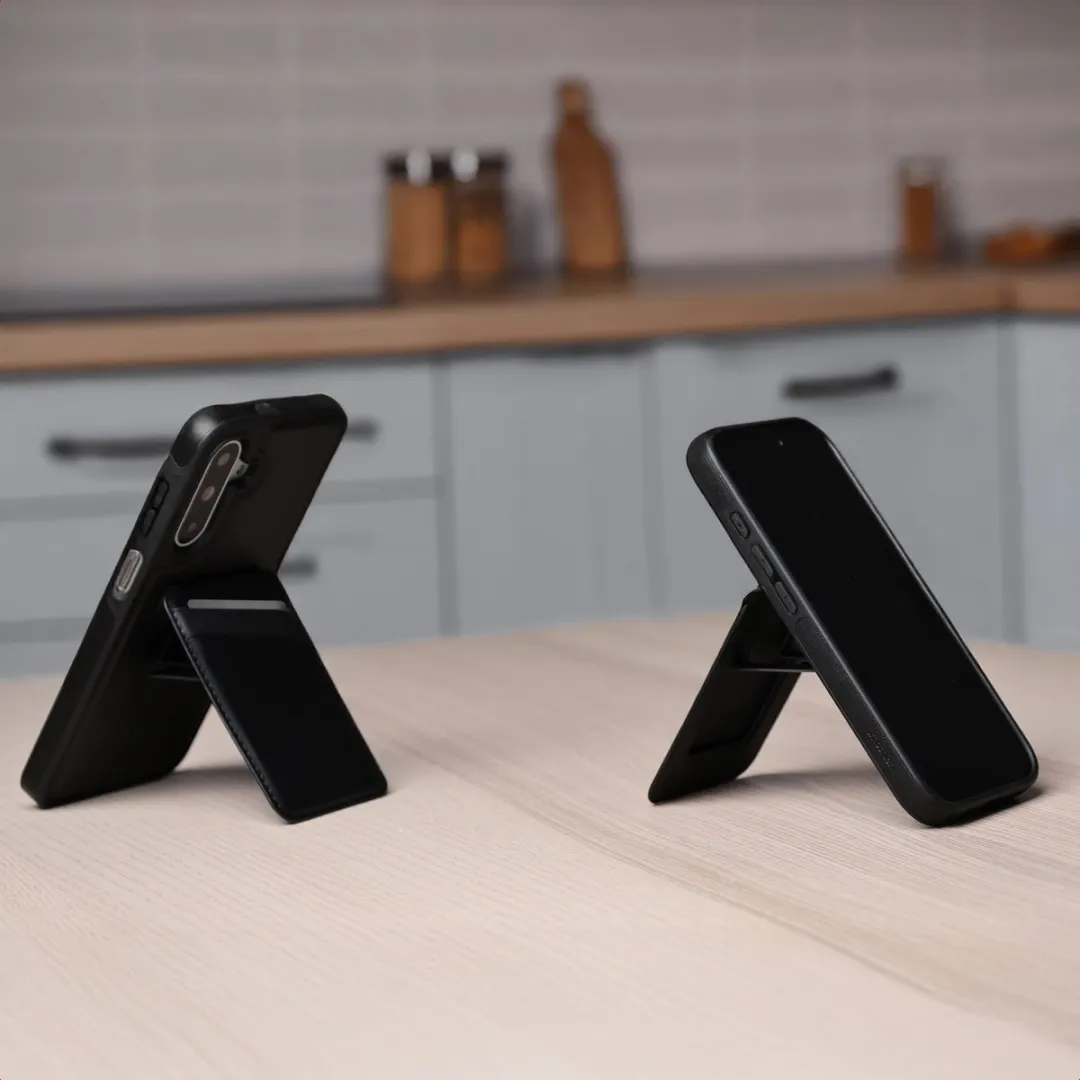 Imoshion Hoesje iPhone 17 Pro - 2 Pasjes - Zwart