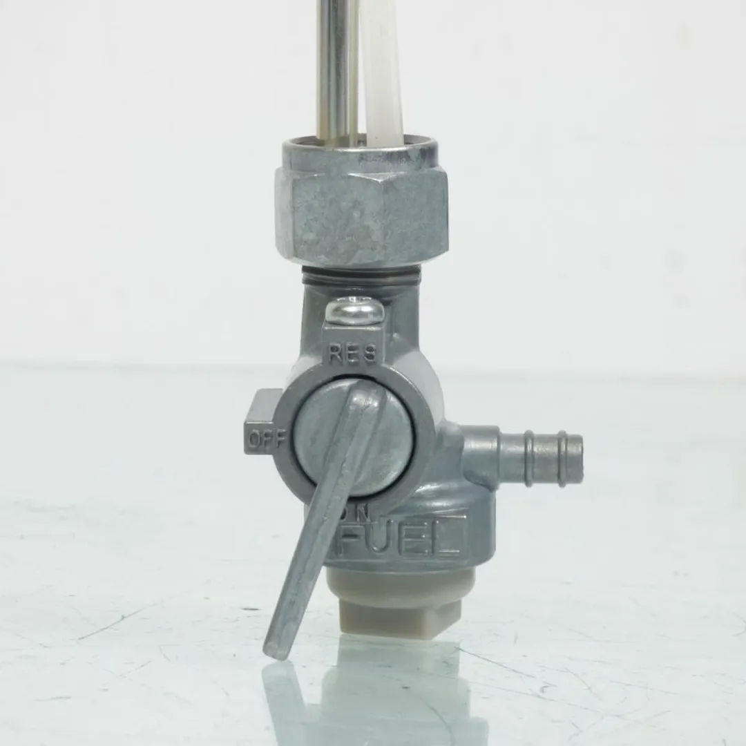 Yamaha 357-24500-20 Benzinereservoirkraan 125 DTMX