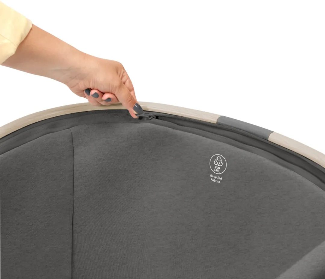 Maxi-Cosi Iora Co-sleeper Beyond Graphite