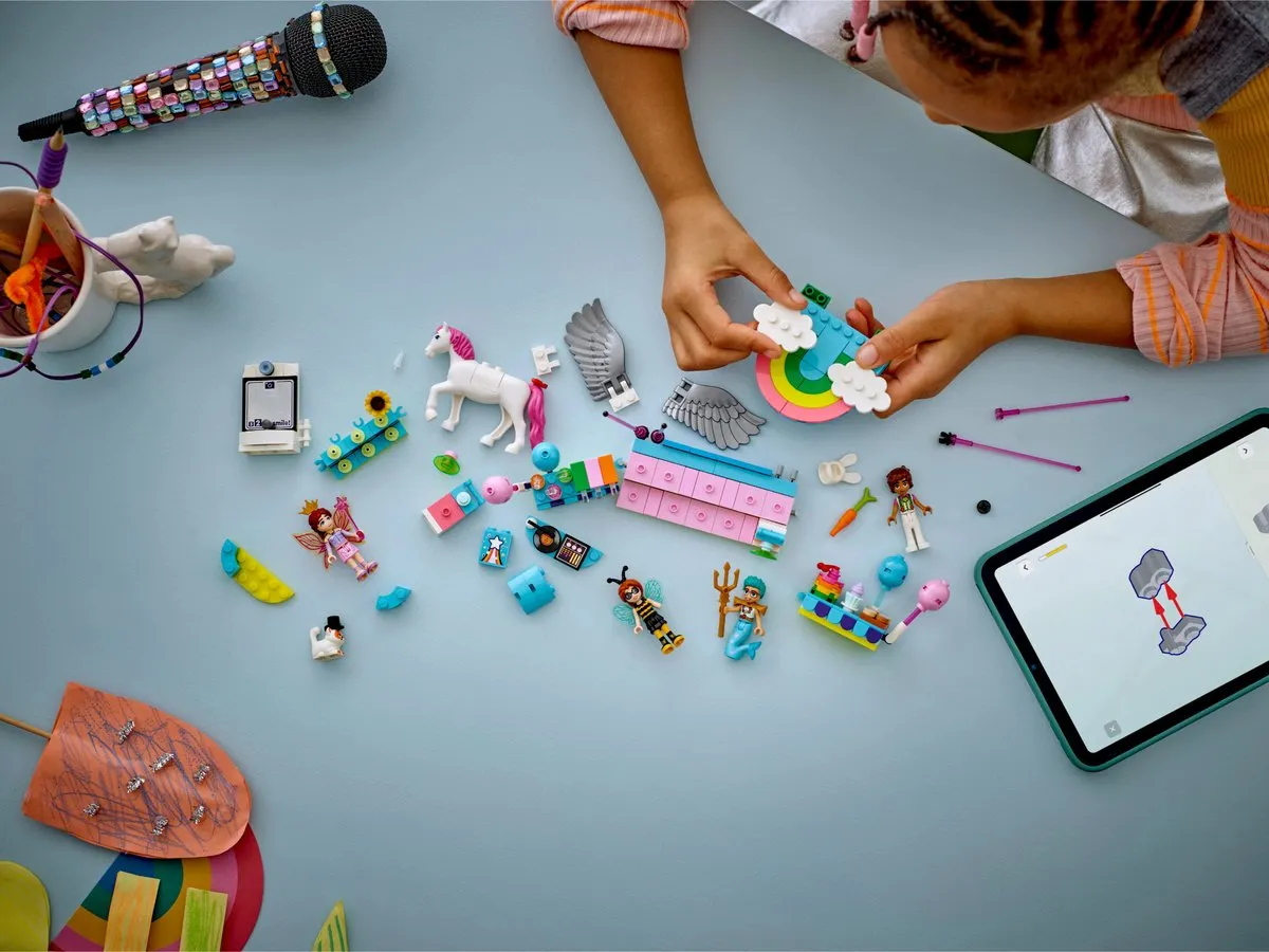 LEGO Friends Verkleedfeestje Eenhoorn & Fee 42661 - 260 Stukken - afbeelding 6 van 6