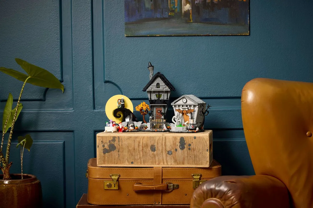 LEGO Ideas The Nightmare Before Christmas 21351 - 2193 Stukken