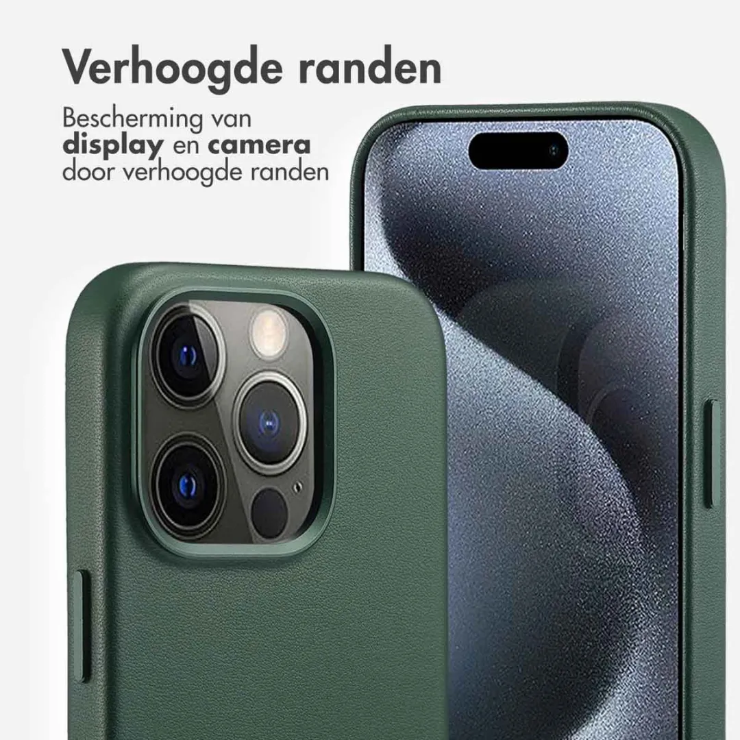 Accezz Hoesje iPhone 15 Pro - Cedar Green - 2 Pasjes