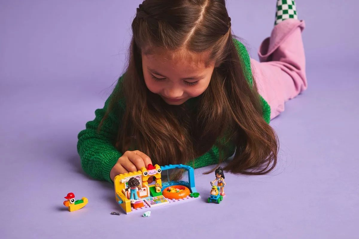 LEGO Friends Speelkamer Aliya's Zusje - 125 Stukken