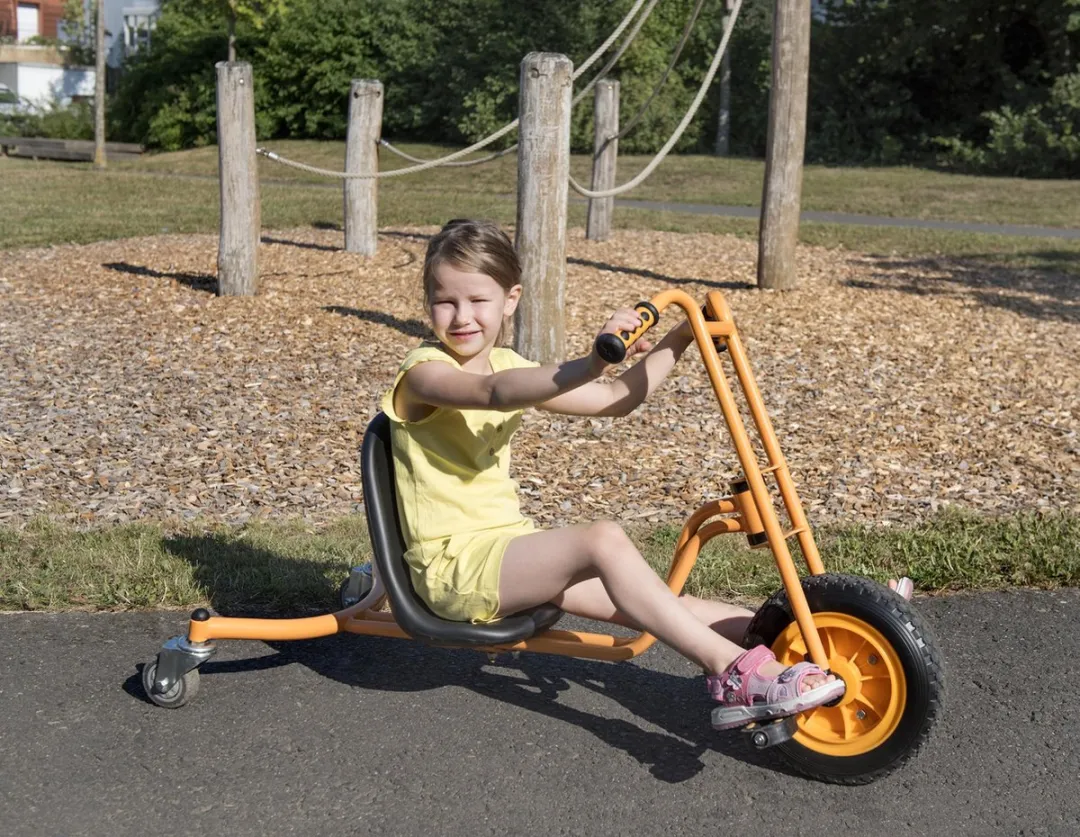 Beleduc Drift Rider 3-Wieler - Zwart/Oranje - afbeelding 6 van 6
