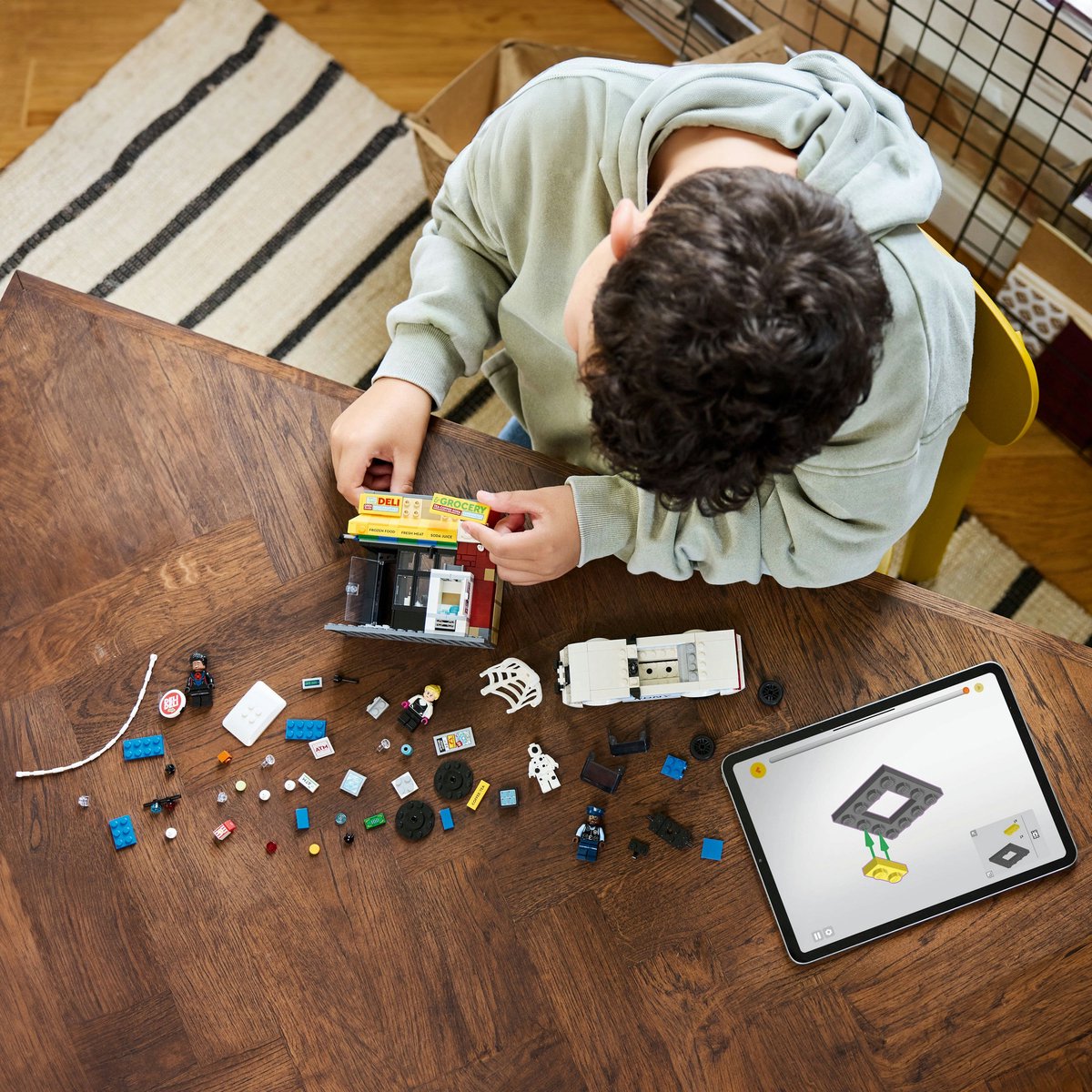 LEGO Marvel Spider-Verse: Miles Morales vs. de Spot - 76311