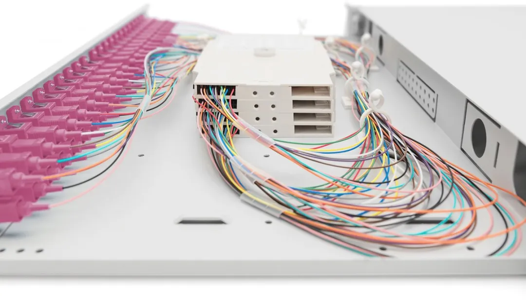 Digitus DN-96322-4 Kabelbeheerpaneel - Grijs