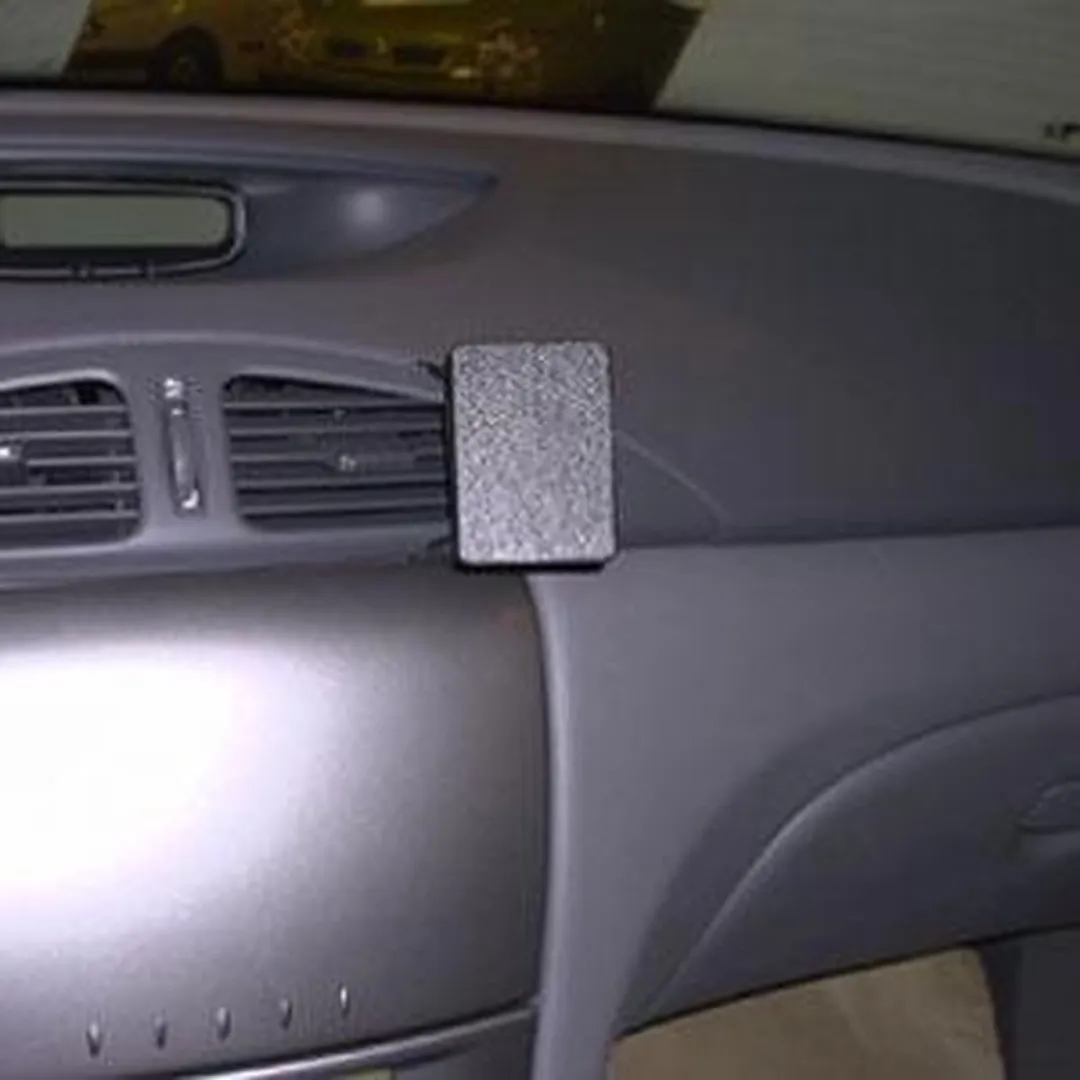 Brodit ProClip Angled Mount Renault Laguna 2001-2004