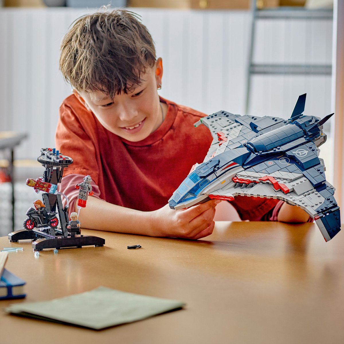 LEGO® Marvel Avengers: Age of Ultron Quinjet - 76325