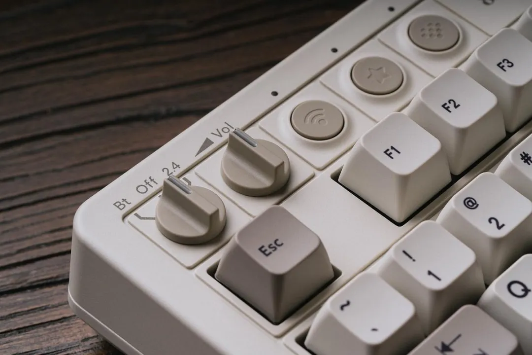8BitDo Retro Mechanical Wireless Keyboard M Edition - Zwart