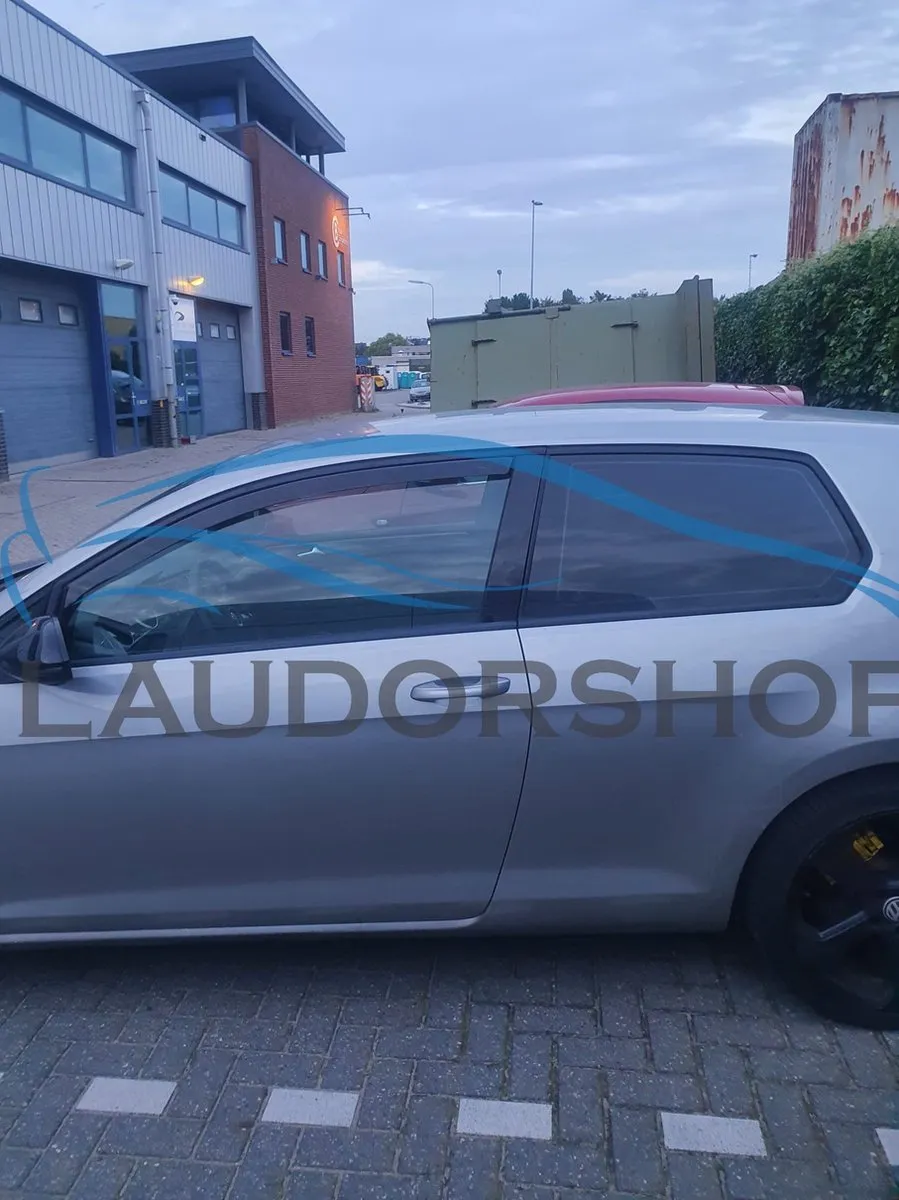 Volkswagen Golf VII Zijwindschermen